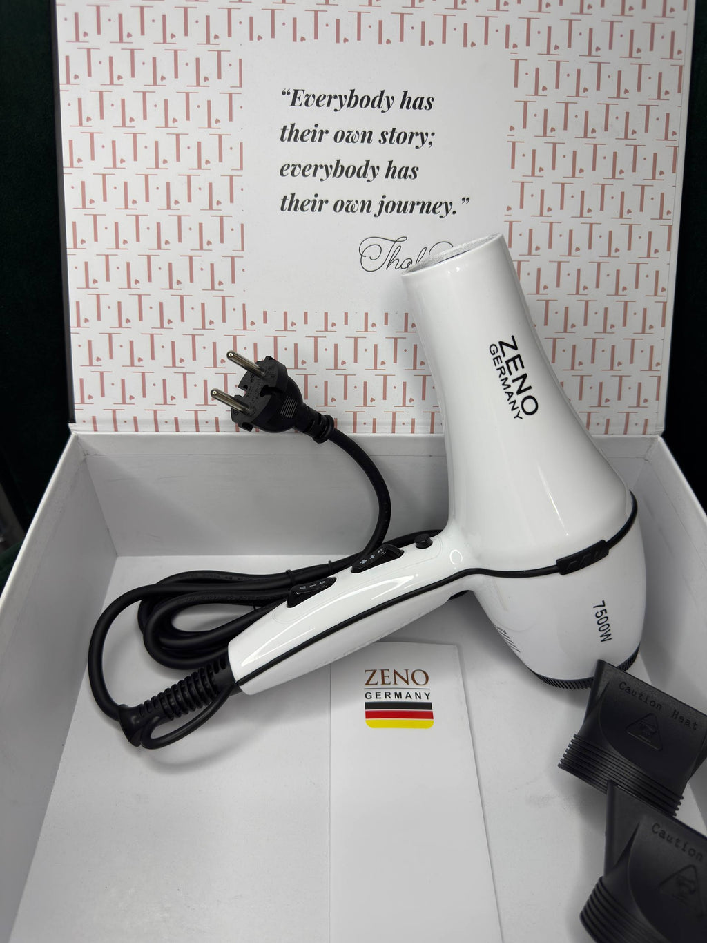 Shiptonic/ZENO Germany Pro hajszárító - Gyorsan szárító és sima felületű (fehér)